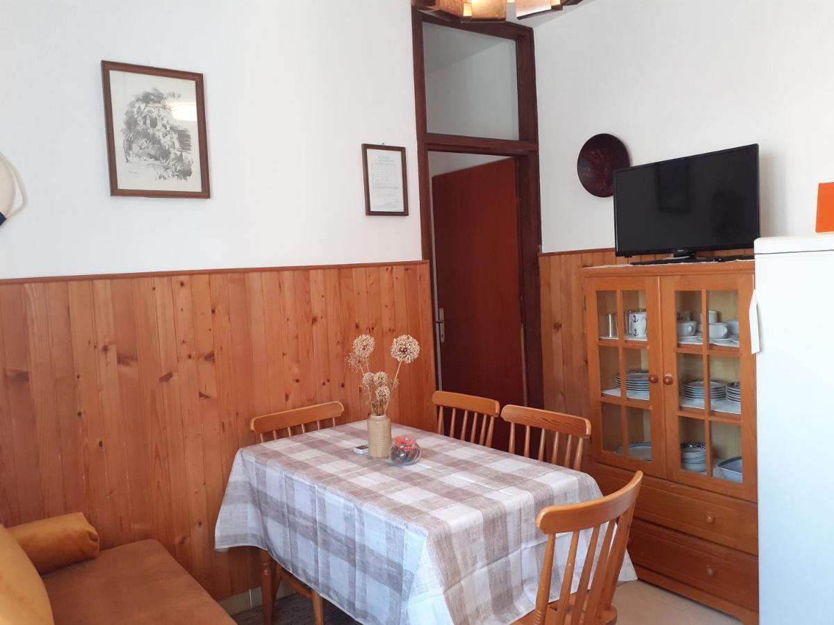 Apartment Simunec Malinska Exterior foto